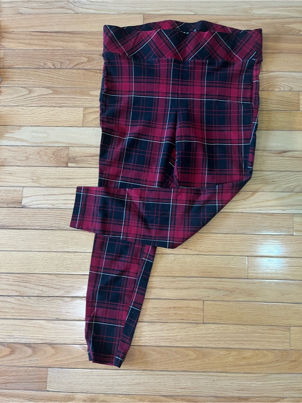 torrid plaid pixie pant - Picture 3 of 6